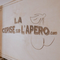 Présentoir à Tartinables et Saucissons en bois - La Cerise sur l'Apéro